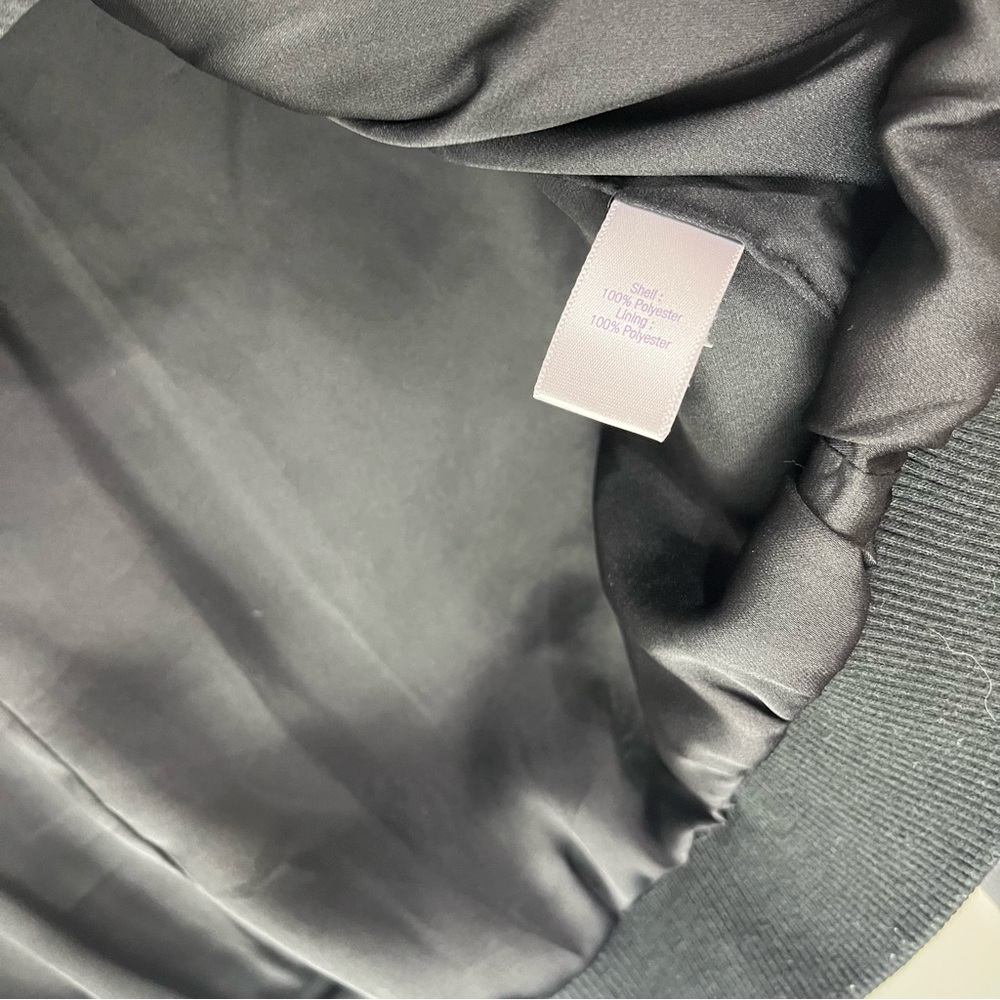 JENNIFER LOPEZ Black Satin Cropped Zip Up Bomber Jacket Size 8 | EUC - Picture 6 of 8